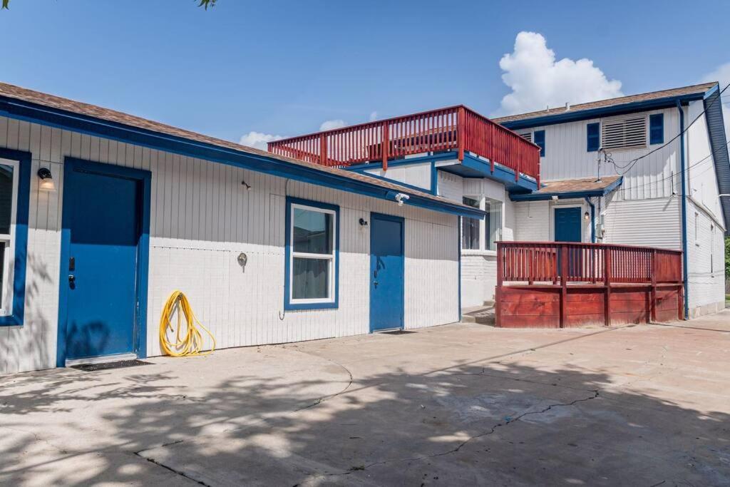 Roomy Home 5 Mins From Attractions Galveston Buitenkant foto